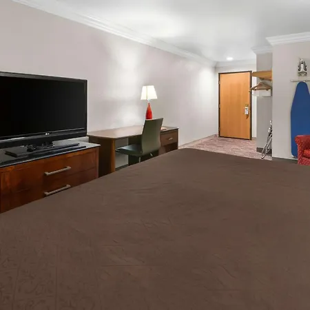 Surestay Plus By Best Western Fort Worth Benbrook