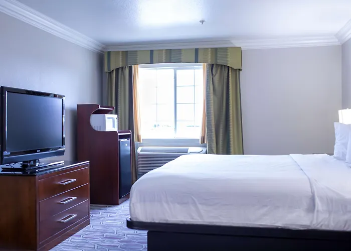 Hotel Surestay By Western Worth Benbrook Fort Worth