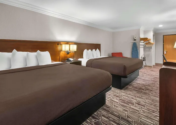 Hotel Surestay By Western Worth Benbrook Fort Worth