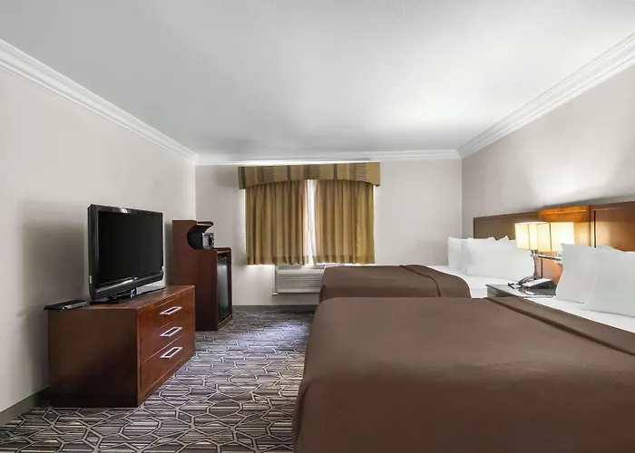 Surestay By Western Worth Benbrook Hotel 3*